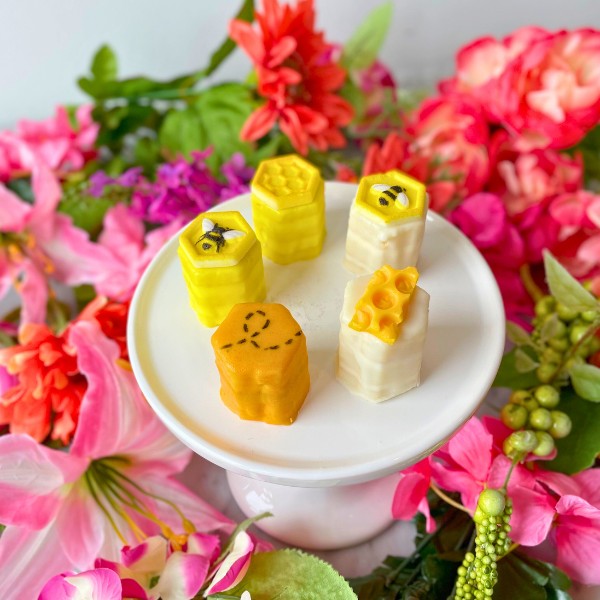 Honey Bee Tea Cakes (12 pack)