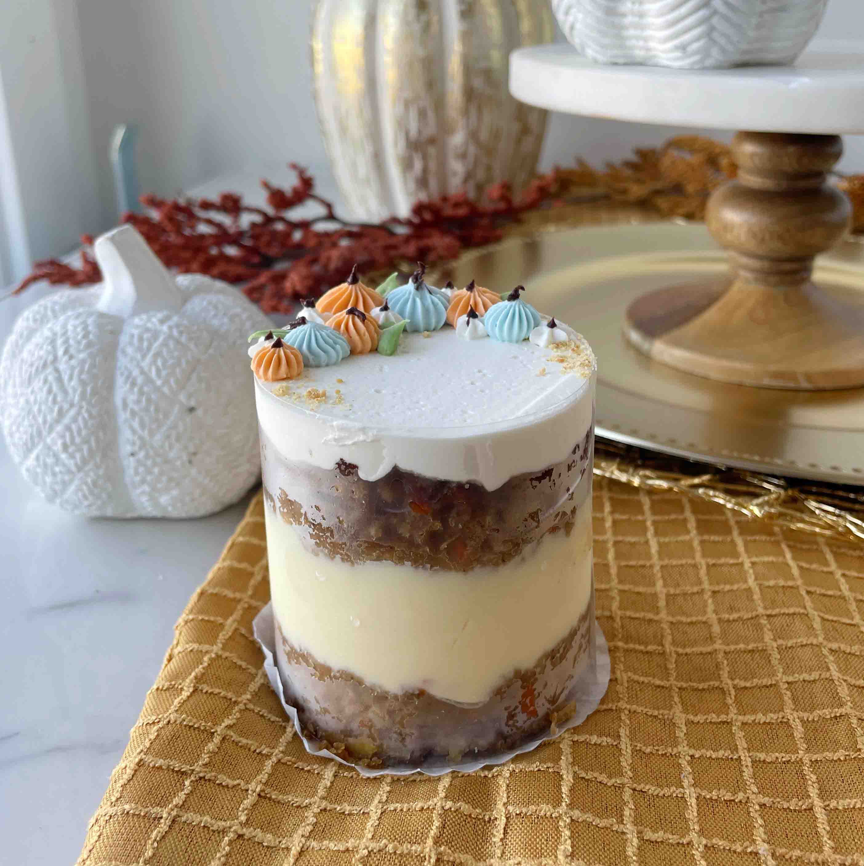 Pumpkin Spice Petite Cake