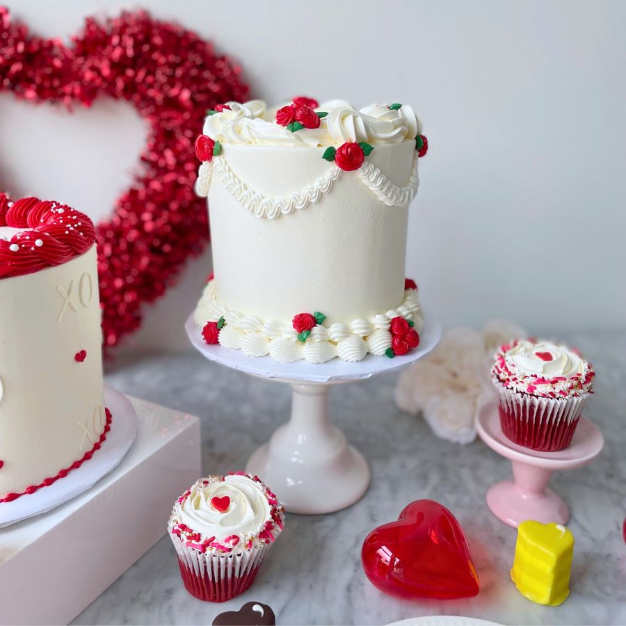 Romance Wilton Cake
