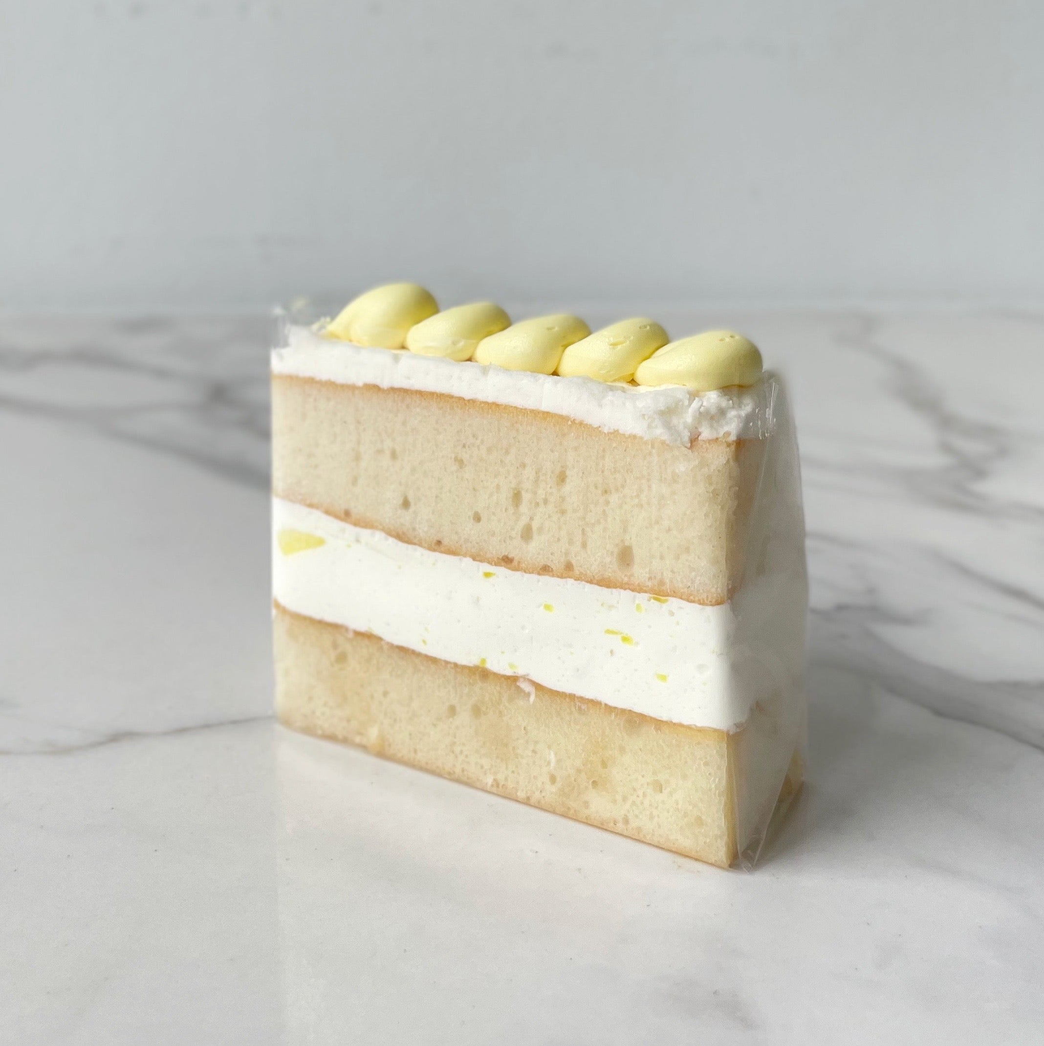 White Lemon Cake Slice (4-pack)