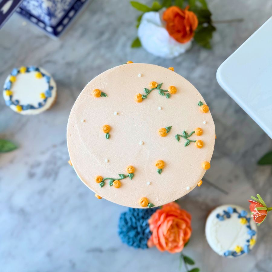 Lil’ Cuties Cake