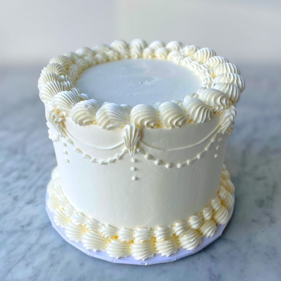 6" Timeless Piped Cake