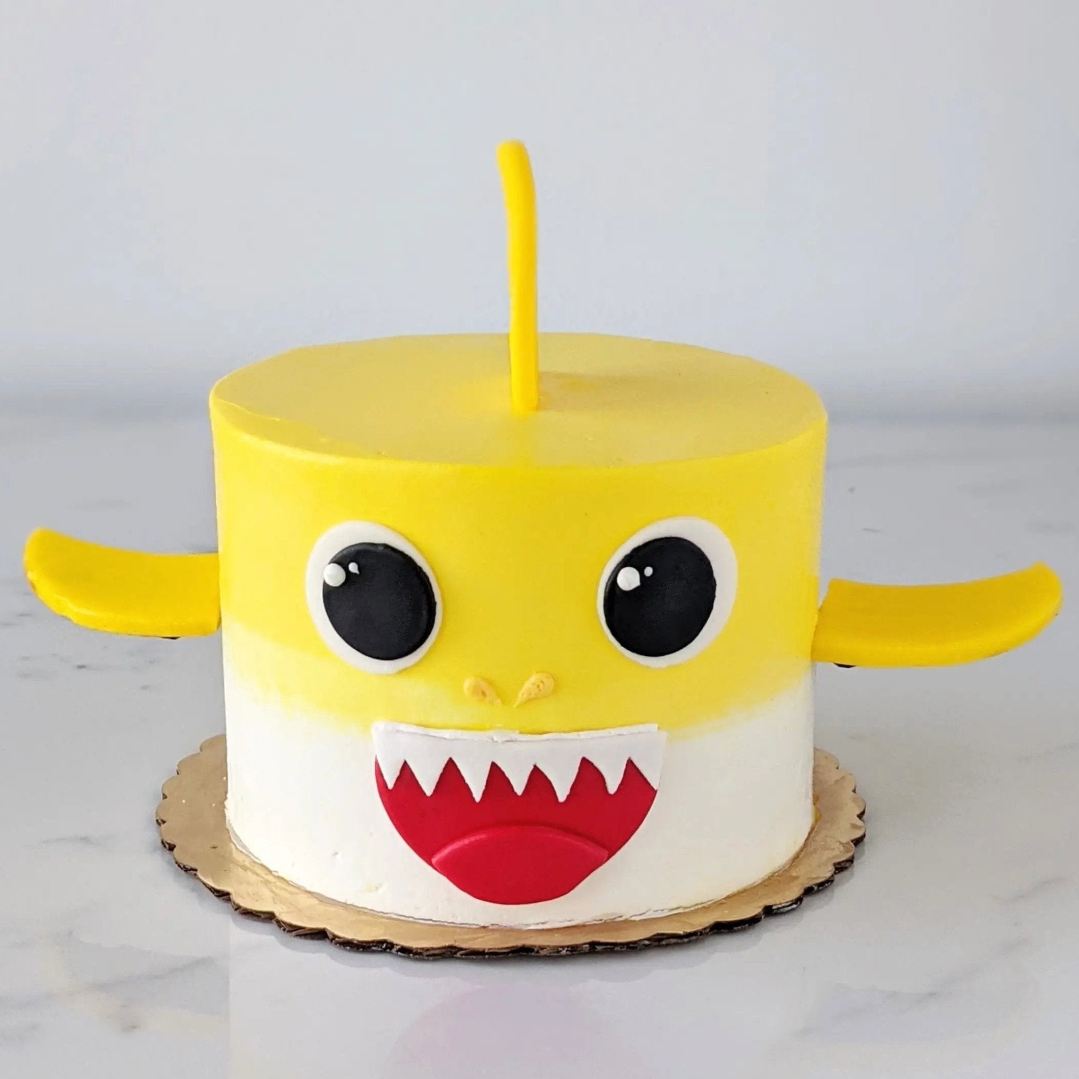 Little Shark Cake