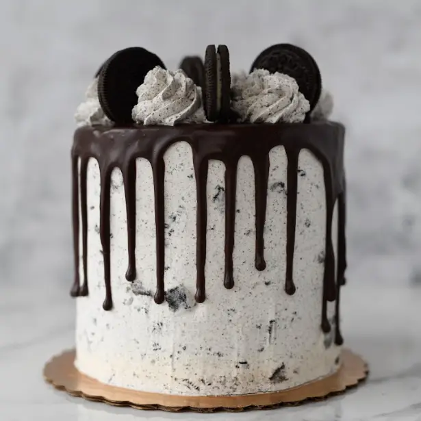 Cookies 'n Cream Cake