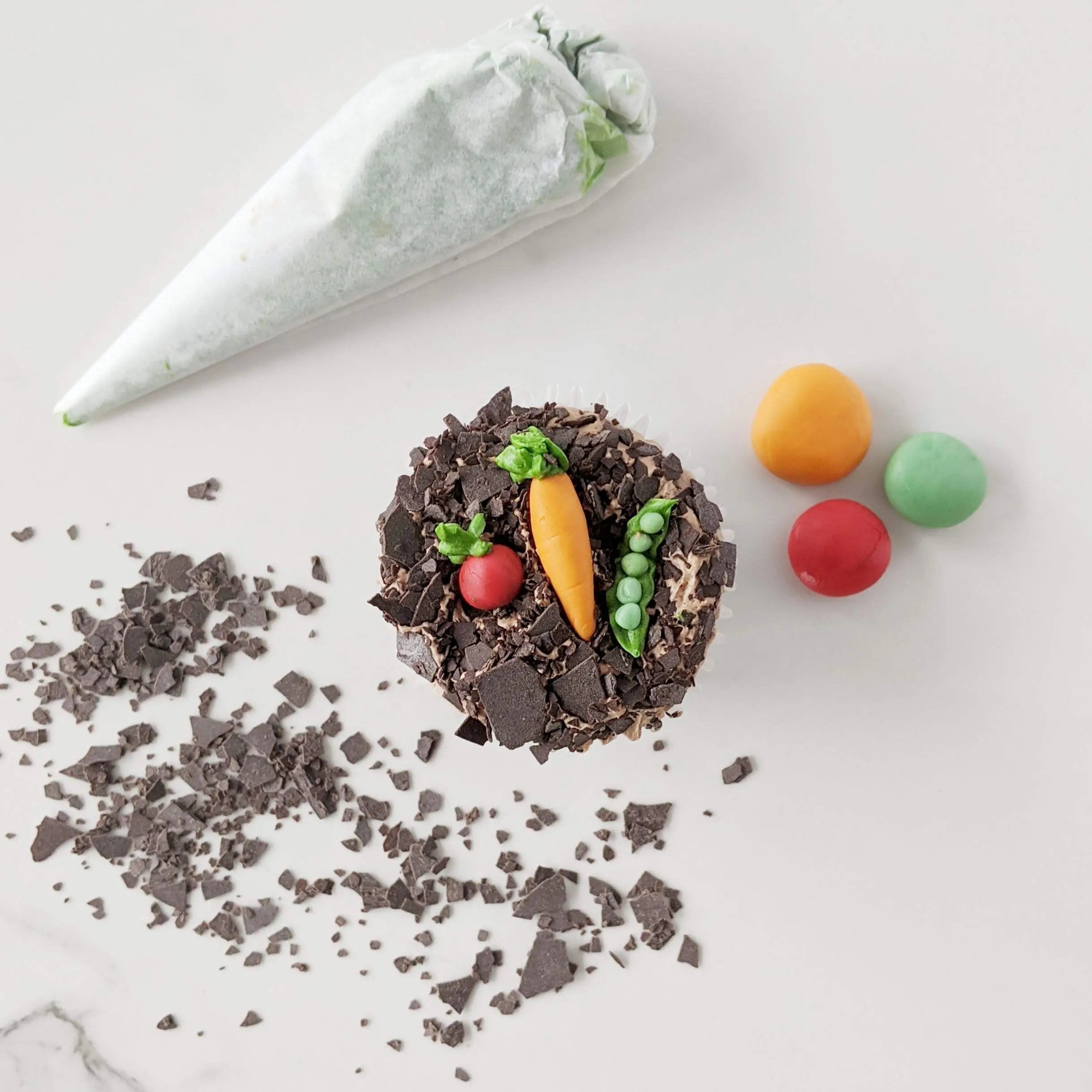 Garden Patch Cupcake Kit - Celebrity Cake Studio