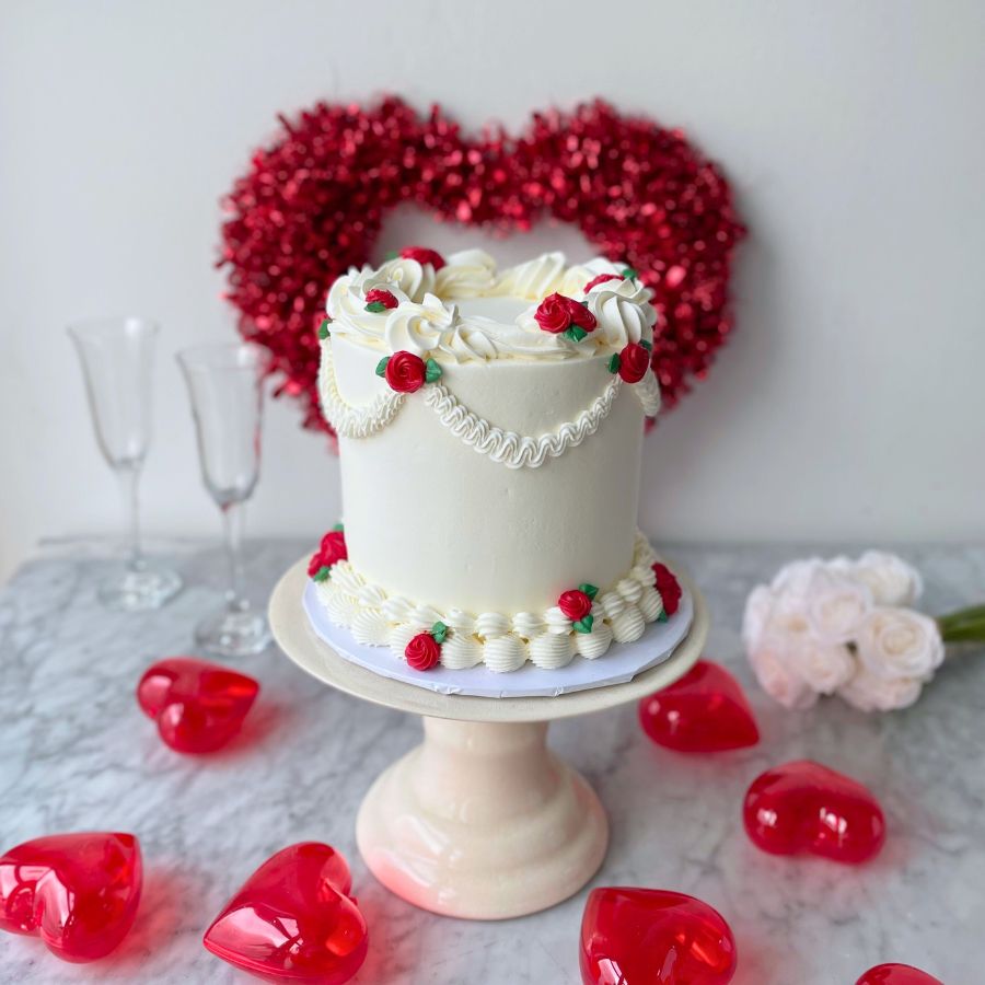 Romance Wilton Cake