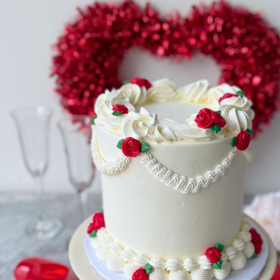 Romance Wilton Cake