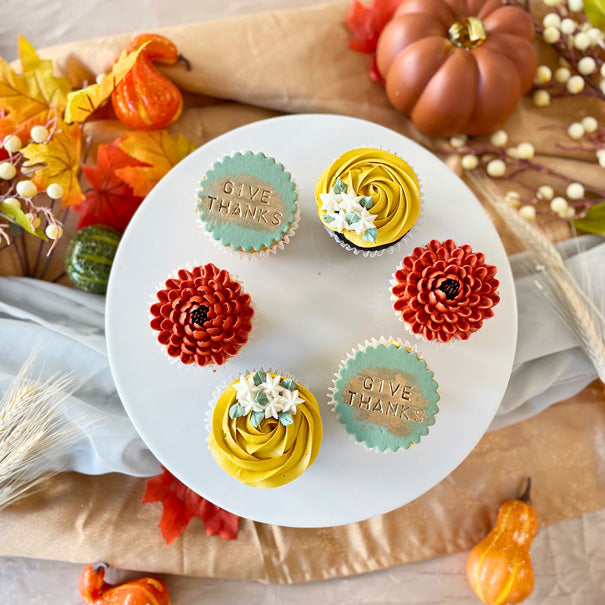 Assorted Thanksgiving Cupcakes - Vanilla & Chocolate (Per Dozen)