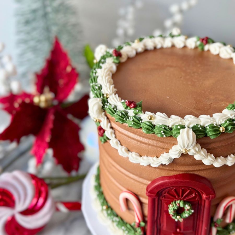 Tinsel Town Cake