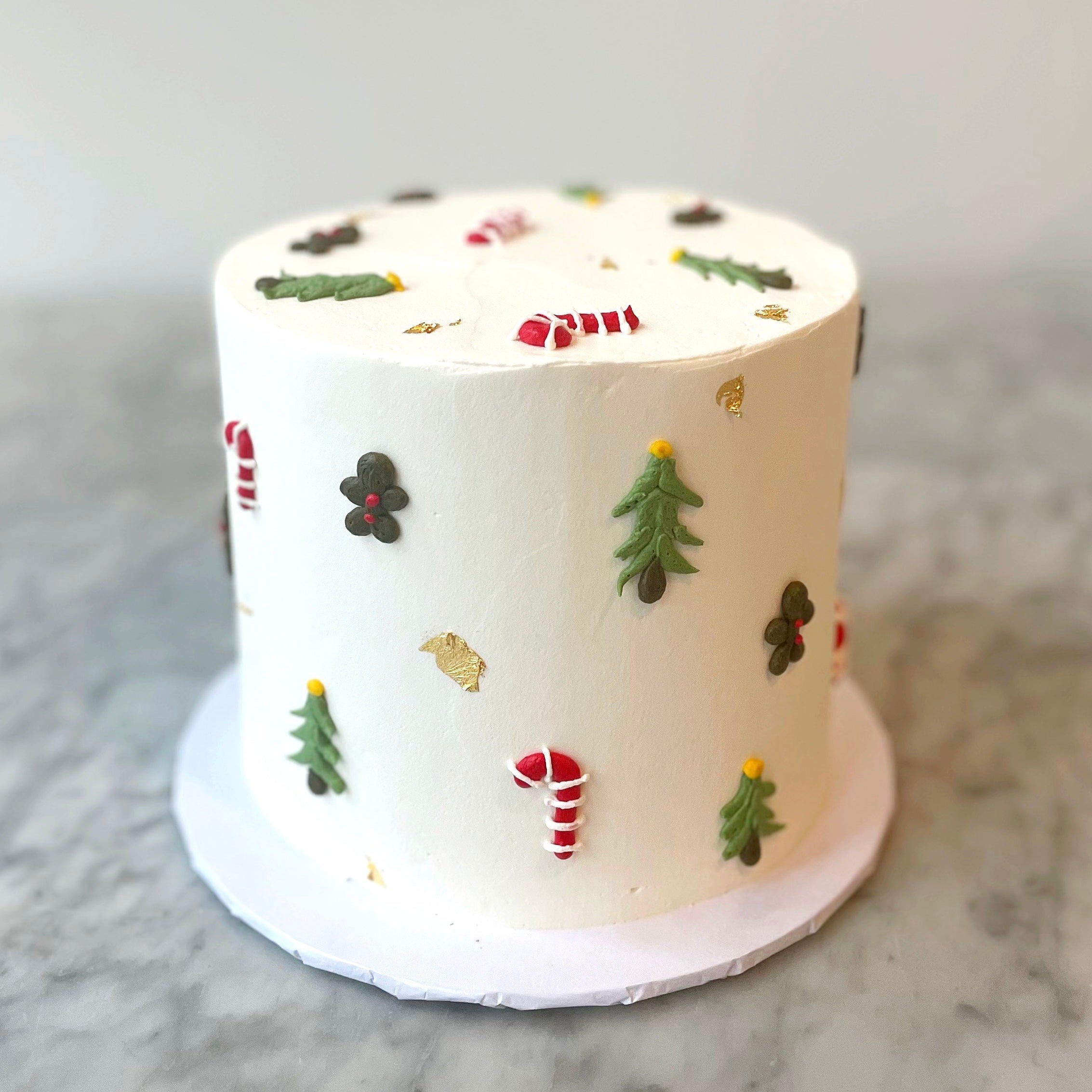 2024 Happy Holidays Cake