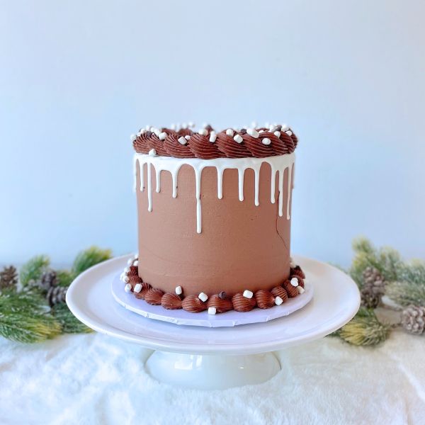 Hot Cocoa Cake | Celebrity Cake Studio