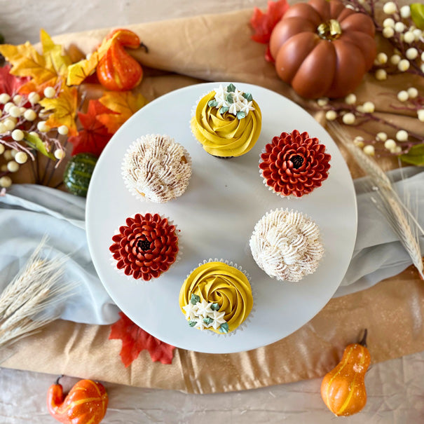 Assorted Thanksgiving Cupcakes - Vanilla & Chocolate (Per Dozen)