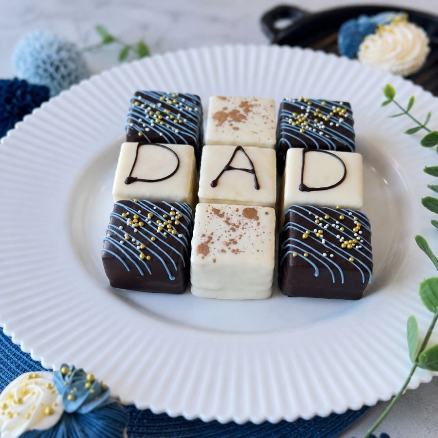 DAD Petit Fours