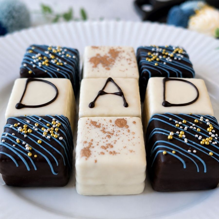 DAD Petit Fours