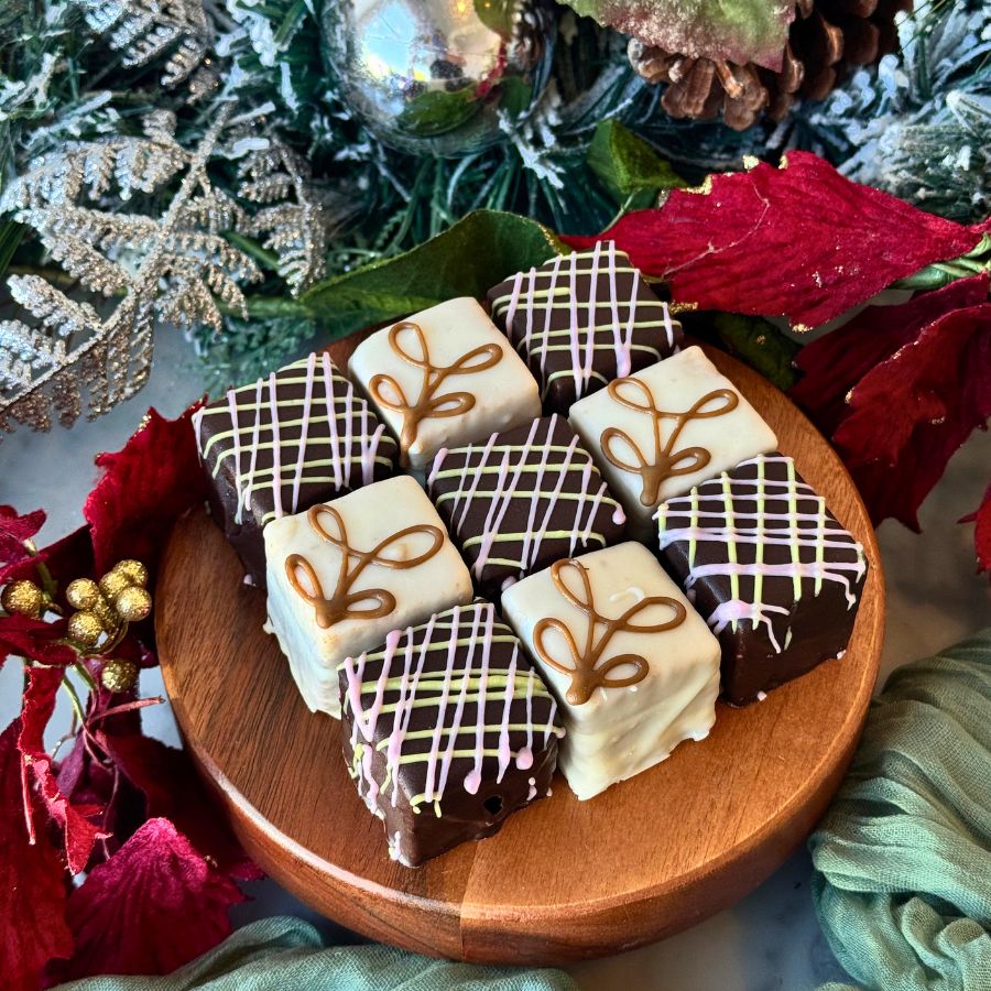 Gingerbread Dream Petit Fours
