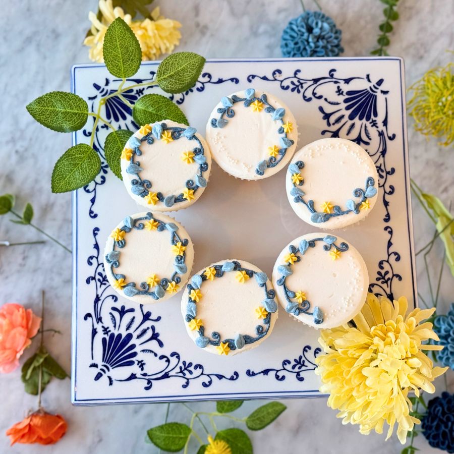 Summer Italian Cupcakes