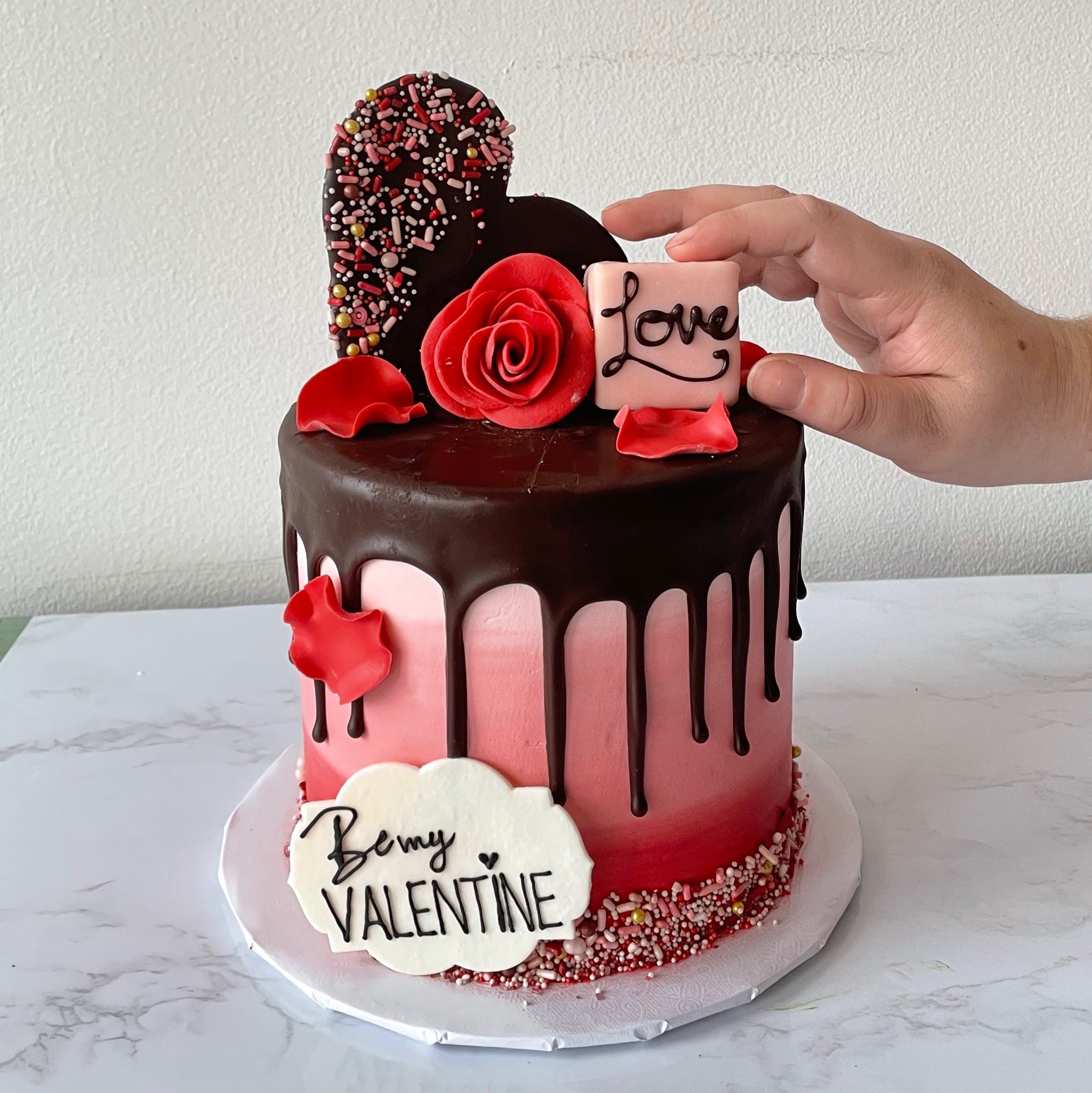 Gallery – KR Cakes  Golden birthday cakes, Wedding cake red, Chocolate cake  decoration