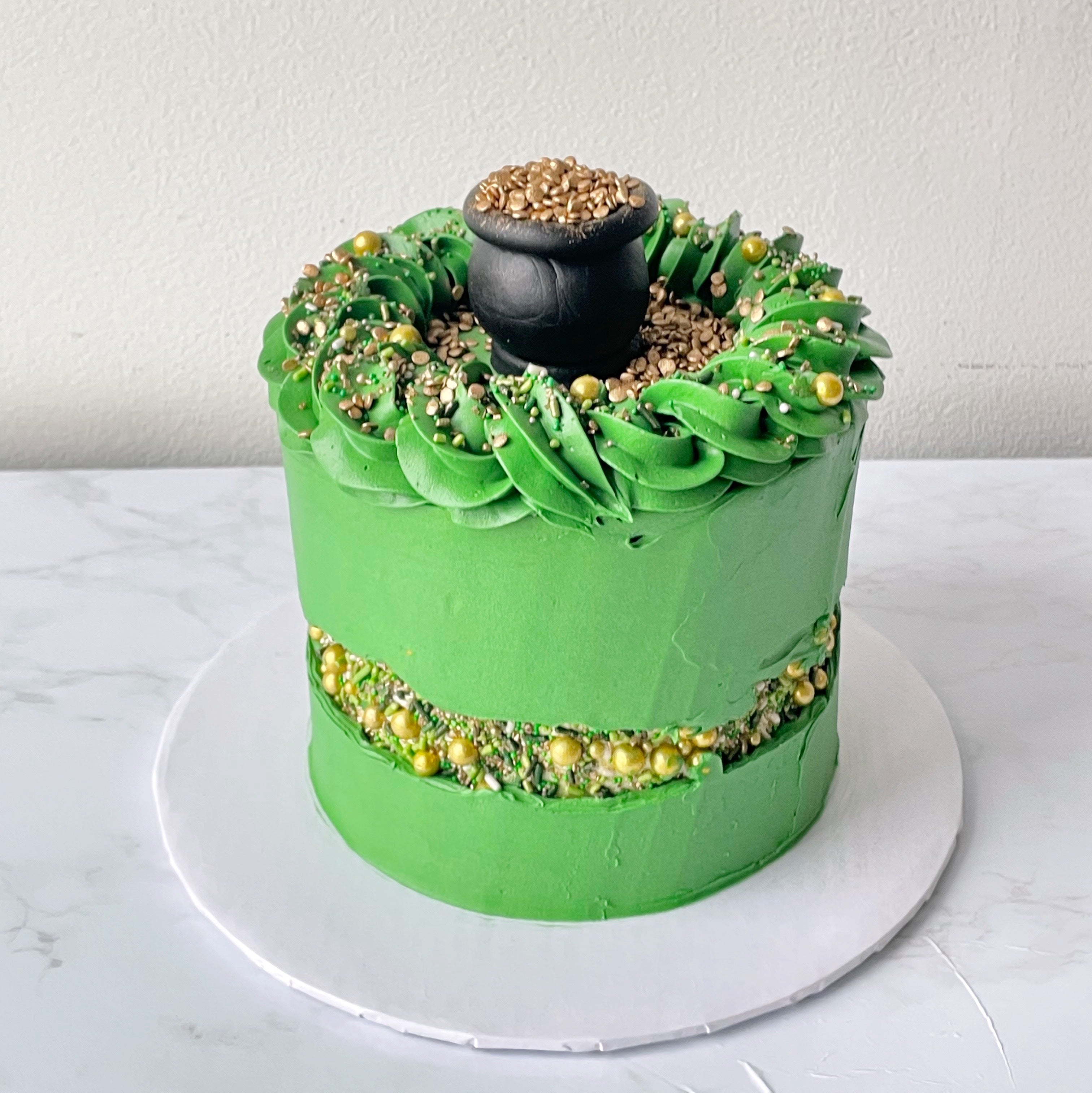 38 Gentle Mint Green Colored Wedding Cakes - Weddingomania