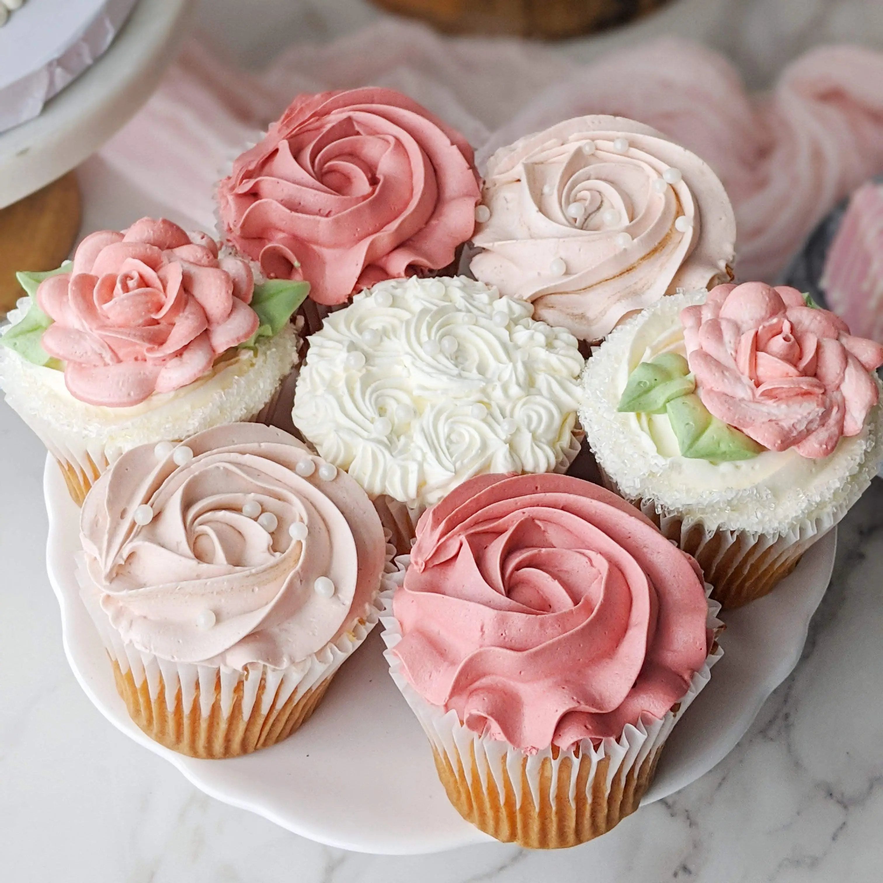 Wedding Cupcakes (per dozen) - Celebrity Cake Studio